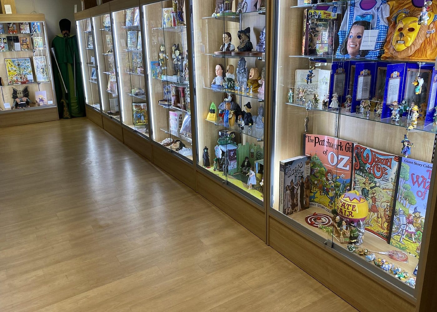 Wizard of OZ Museum tour